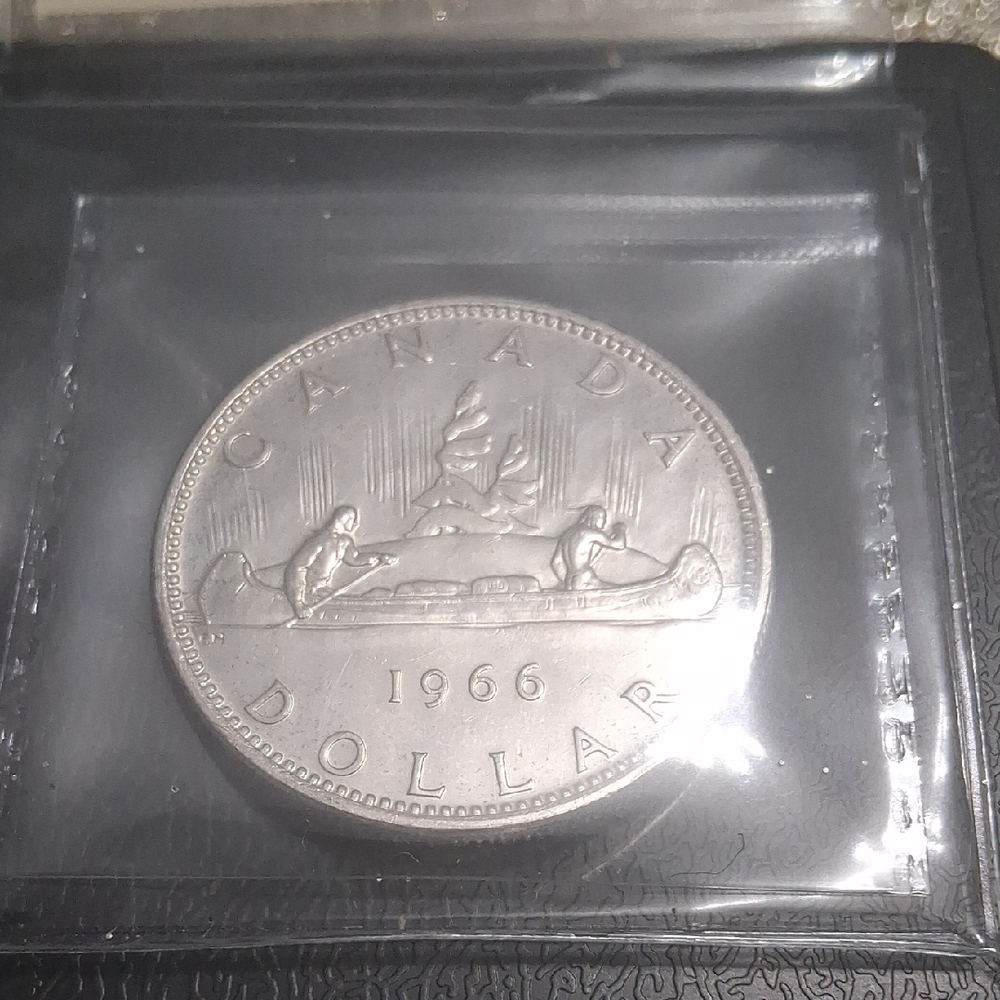 Canadian 1966 LARGE BEAD $1.00